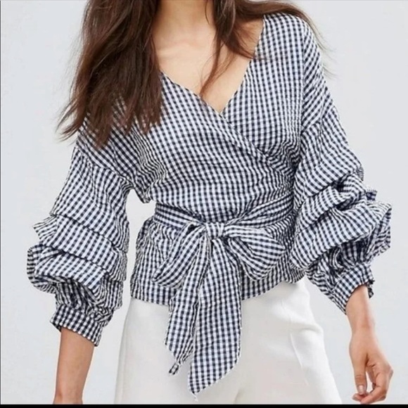 NWT LF balloon sleeve gingham wrap top - Picture 1 of 5